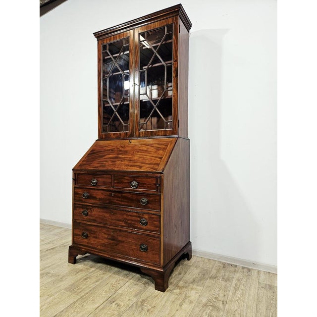 Victorian Mahogany Secretaire with Library For Sale - Image 4 of 18