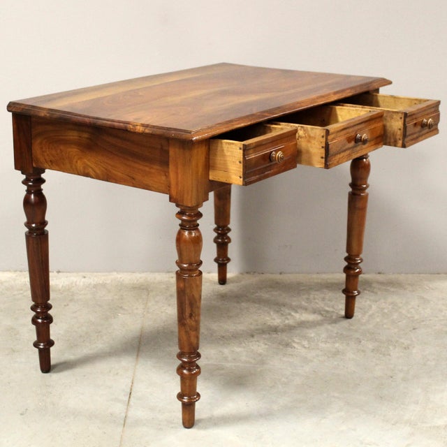 Antique Desk Table in Walnut, 1800s For Sale - Image 6 of 12