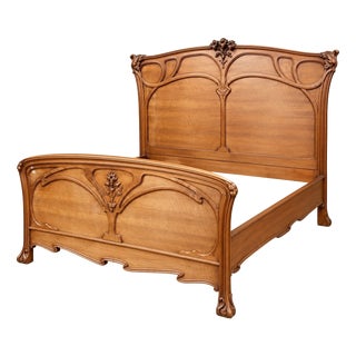Art Nouveau Double Bed Carved Mahogany Flowers in the Round, 1890s For Sale