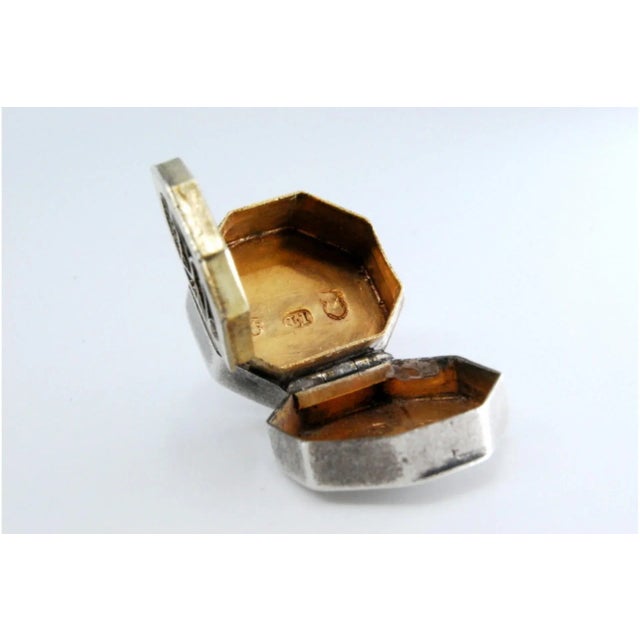 Gold Octagonal Silver and Gold Vinaigrette Box For Sale - Image 8 of 11