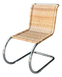 Example of Mid-Century Modern Accent Chairs