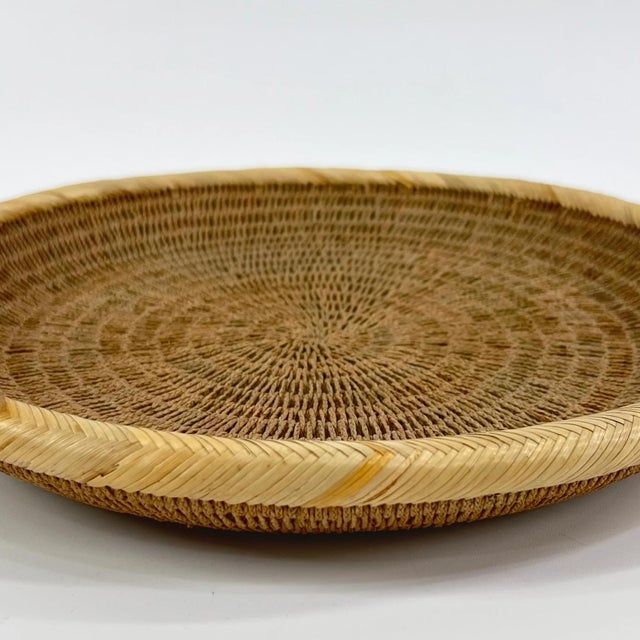 Early 20th Century Early 20th Century Zulu Bread Basket South Africa 10inch MATTER COLLECTION For Sale - Image 5 of 8