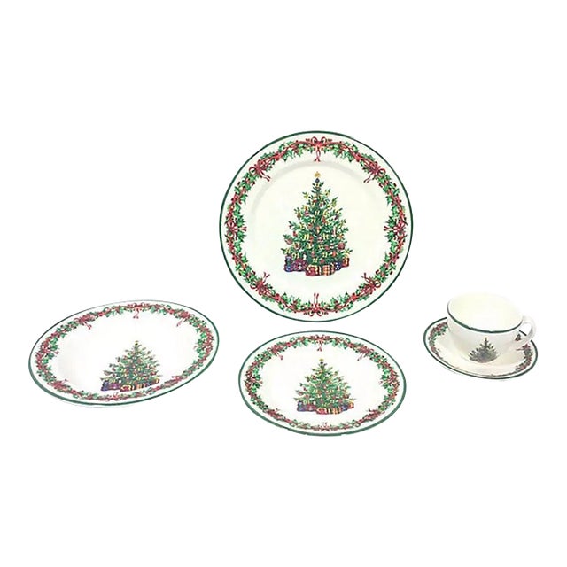 Holiday Christmas Place Setting-Set of Five For Sale