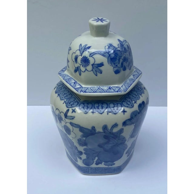 Chinoiserie 1990s Ginger Jar Blue & White For Sale - Image 3 of 7