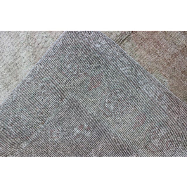 Textile Vintage Turkish Oushak Rug in Gray and Pink 4' 8 X 7' 3 For Sale - Image 7 of 8