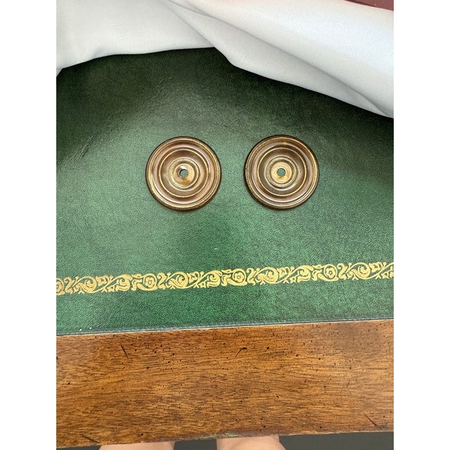 R-Way Louis XVI Style Bureau Plat Mid 20th Century Desk. For Sale - Image 9 of 10