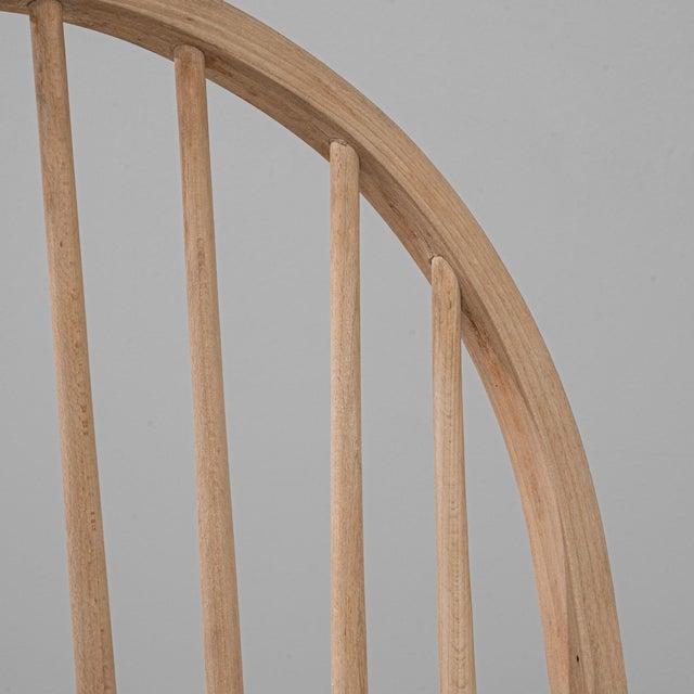 20th Century English Oak Dining Chairs With Seat Cushions - Set of 4 For Sale - Image 4 of 18