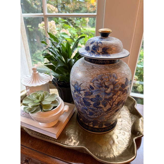 Large Blue, White and Gold Ginger Jar/Urn/Vase For Sale - Image 11 of 11