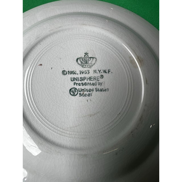 New York Worlds Fair 1964 Vintage Plate For Sale - Image 4 of 5