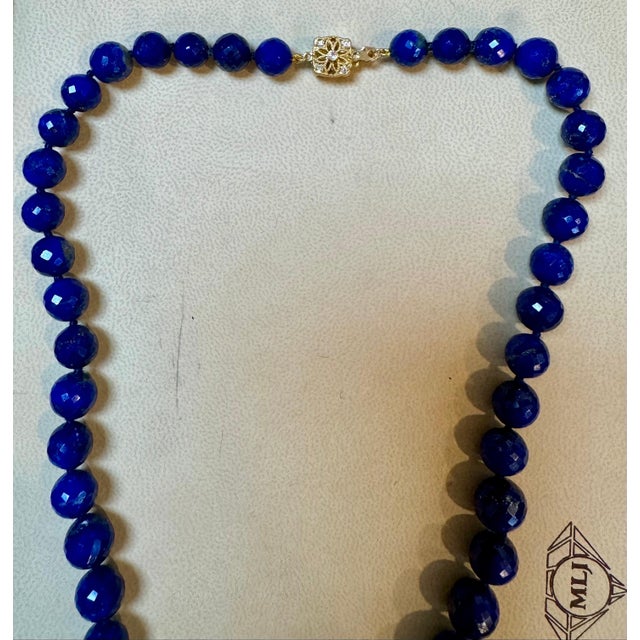 Vintage Lapis Lazuli Single Strand Necklace with Diamond & 18 Karat Yellow Gold For Sale - Image 4 of 18
