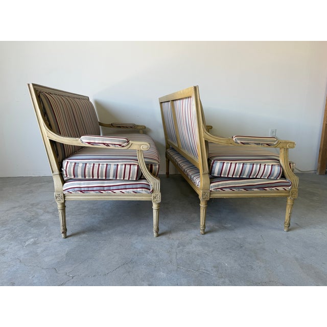 Vintage French Neoclassical Louis XV Style Striped Upholstery Settees – Pair For Sale - Image 9 of 17