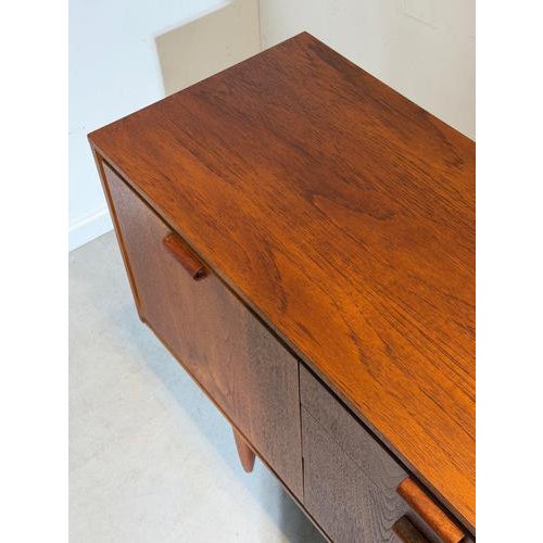 Brown Large Mid-Century Modern British Teak Sideboard from Austinsuite For Sale - Image 8 of 10