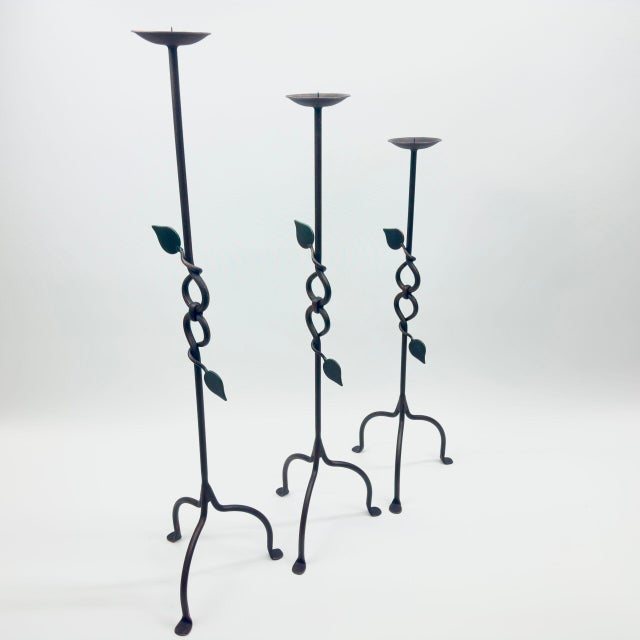 2020s Hand Forged Iron Candelabra Set of 3 (80-100cm) Antique Copper Finish Sculpted Twist & Leaf Floor Set For Sale - Image 5 of 6