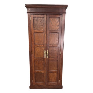 Early 20th Century Quarter Sawn Oak Tall Cabinet / Pantry For Sale