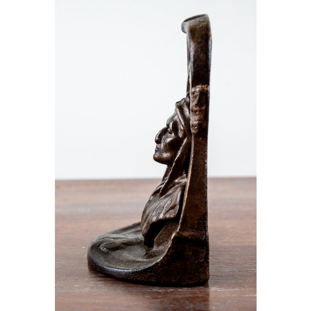 Early 20th Century Antique Cast Iron Dante Alighieri Figural Doorstop – Gilt Bronze Finish – Early 20th Century For Sale - Image 5 of 8