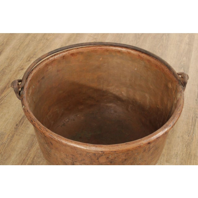 Antique Hammered Copper Pot with Iron Handle For Sale In Philadelphia - Image 6 of 12