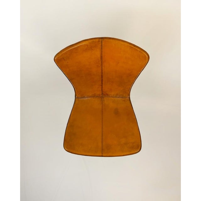 Shell Chair in Saddle Leather and Oak by Michael W. Dreeben for Mater, 2010s For Sale - Image 4 of 8