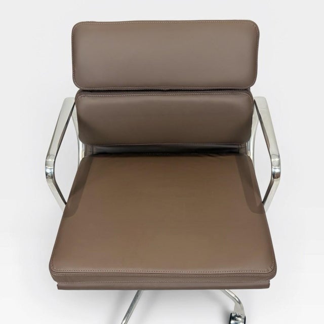 Herman Miller Eames Aluminum Group Soft Pad Management Chair - Espresso Brown Leather For Sale - Image 9 of 10