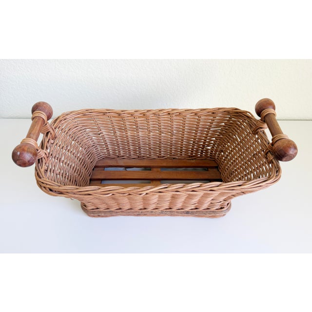 French Boulangerie Basket, Early to Mid-20th C For Sale - Image 4 of 11