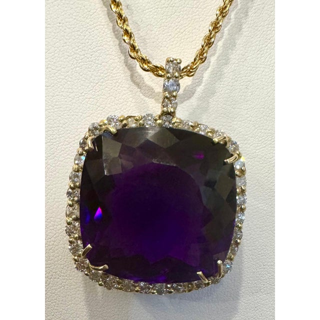 110Ct Cushion Amethyst & 5 Ct Diamond Pendant Necklace 14 K Yellow Gold + Chain For Sale In New York - Image 6 of 18