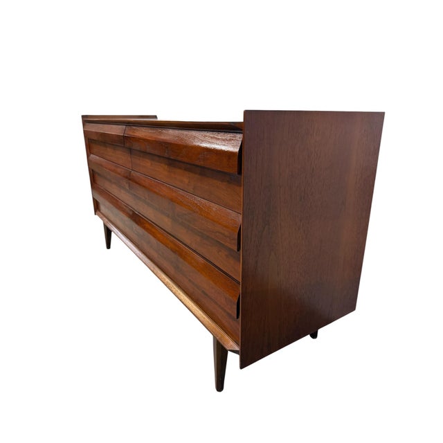 Mid-Century Modern Mid-Century Modern Lane 1st Edition Walnut Dresser For Sale - Image 3 of 8