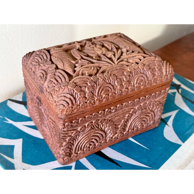 Brown 1940s Hand-Carved Wooden Cigarette Dispenser Box For Sale - Image 8 of 11