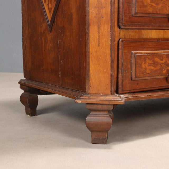 Baroque Chest of Drawers in Walnut and Olive Wood For Sale - Image 9 of 13