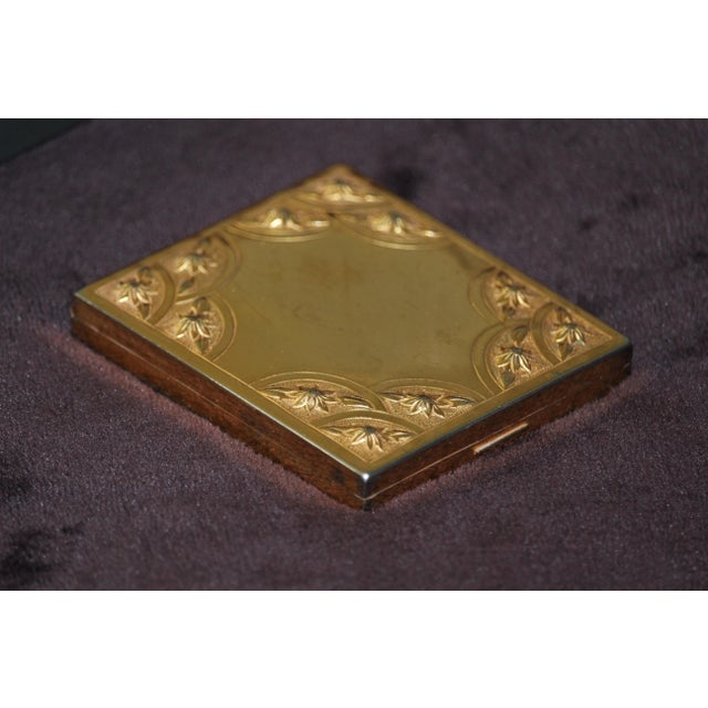 Gold Compact Mirror Powder Box, 1950s For Sale - Image 4 of 18