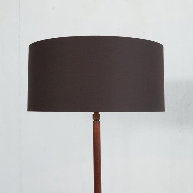 Mid-Century Modern Floor Lamp in Teak and Brass, 1960s For Sale - Image 3 of 9