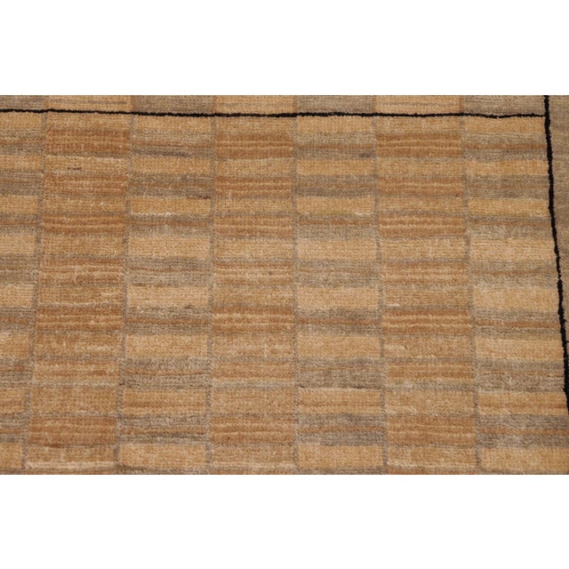 1990s Contemporary Gabbeh Beige/Tan Wool Rug - 8'11" X 11'9" For Sale - Image 9 of 12