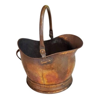 Antique English Copper Fireplace Coal Scuttle Bucket For Sale