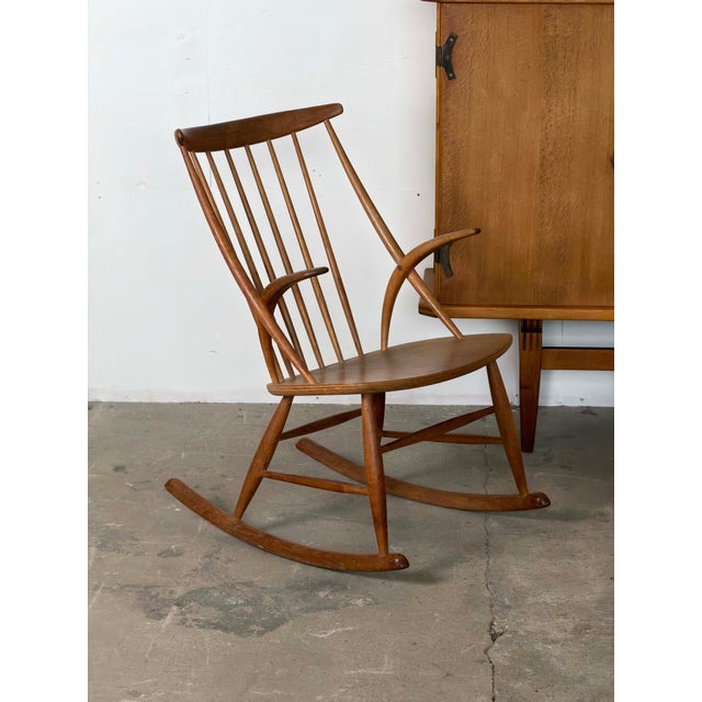 Mid-Century Modern Vintage Danish Model IW3 Rocking Chair by Illum Wikkelsø, 1960s For Sale - Image 3 of 9