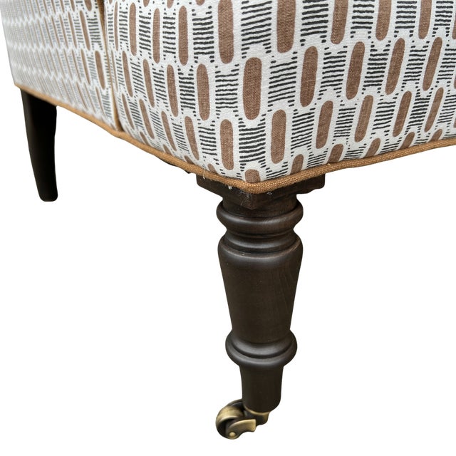 Lee Industries Traditional Accent Chair For Sale In Atlanta - Image 6 of 10