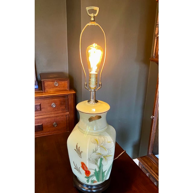 Asian Vintage Asian-Inspired Ceramic Table Lamp With Floral Motif For Sale - Image 3 of 11