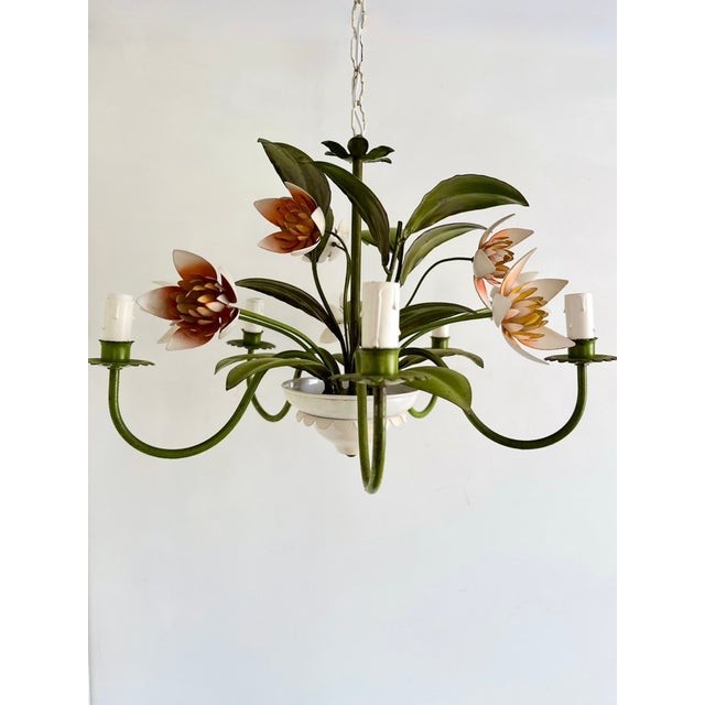 1960s Vintage French Painted Tole 5-Light Water Lily Chandelier, 1960s For Sale - Image 5 of 18