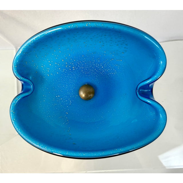Murano 1950s Aventurine Gold Fleck Inclusions MCM Brass Base Ashtray Bi-Fold Dish For Sale - Image 9 of 10