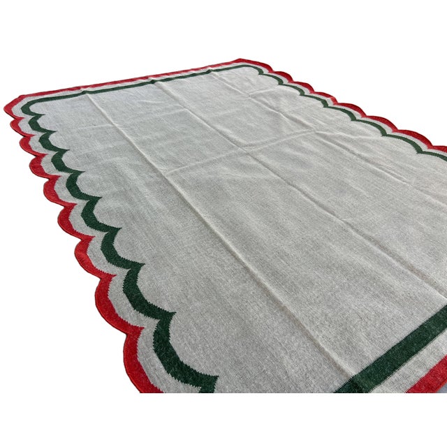 Textile Handmade Woolen Scalloped Edge Rug, Beige With Green and Coral Red Border - 10'x14' For Sale - Image 7 of 11