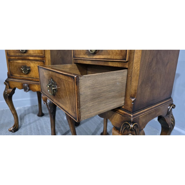 Queen Anne Walnut Bedside Chests of Drawers, 1920, Set of 2 For Sale - Image 9 of 11