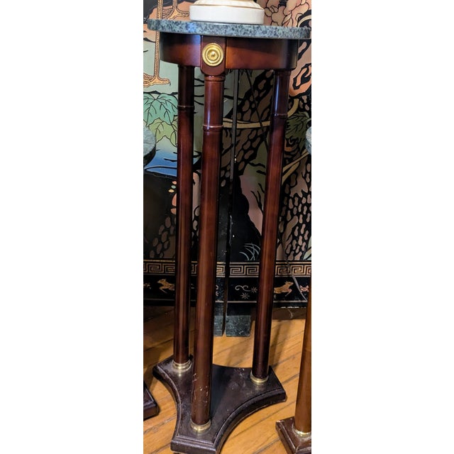 1990s Bombay Company Mahogany & Green Marble Console + Side Tables (4‑Piece Set) For Sale - Image 9 of 10