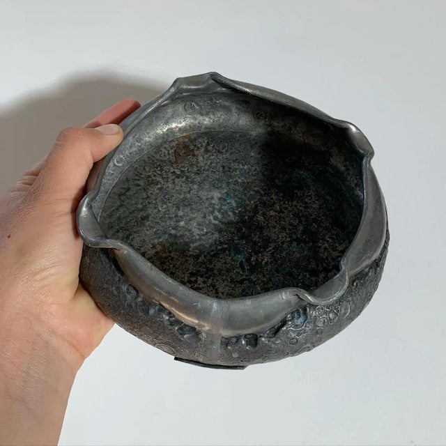 1970s Silver Moon Metal Ashtray Catchall, Made in Italy For Sale In Los Angeles - Image 6 of 10