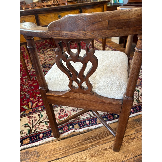 1910s Antique Chippendale Style Walnut & Shearling Corner Desk Chair For Sale - Image 5 of 12
