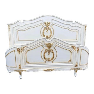 1960s French Louis XVI White Lacquer Beech & Gold Detailed Queen Headboard and Footboard - Set of 2 For Sale