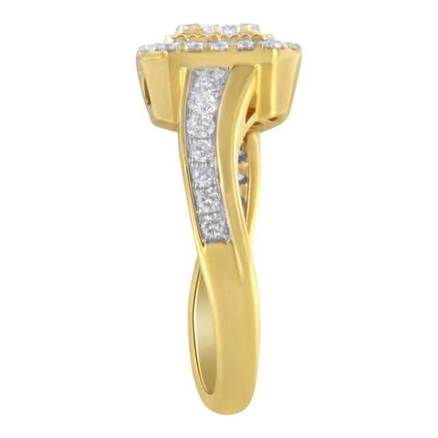Early 21st Century 10KT Yellow Gold Diamond Cocktail Ring (5/8 cttw, H-I Color, SI2-I1 Clarity) For Sale - Image 5 of 7