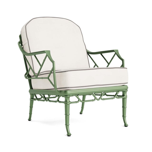Brown Jordan Calcutta Lounge Chair in Bay Leaf with Sea Salt and Anthracite Stripe Welt Cushions For Sale