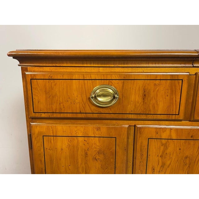 Campaign Dry Bar Buffet Server Expanding Slide-Top from Drexel Heritage, USA, 1970s For Sale - Image 12 of 18