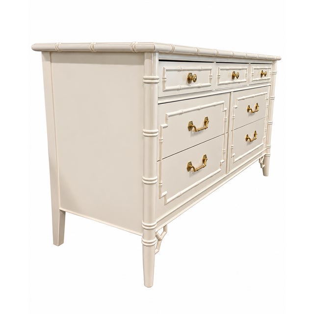 Chinoiserie Vintage Chinoiserie Faux Bamboo Dresser in Ivory Lacquer With Brass Hardware For Sale - Image 3 of 7