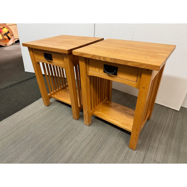 Mission Michael's Furniture Company Mission Style Oak Nighstands, a Pair For Sale - Image 3 of 15