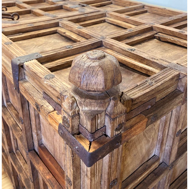 Substantial Antique 19th C Damchiya Anglo Indian Dowry Trunk For Sale - Image 10 of 13