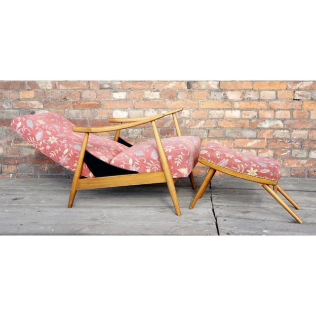 This adjustable lounge chair and matching ottoman were manufactured in the 1960s.