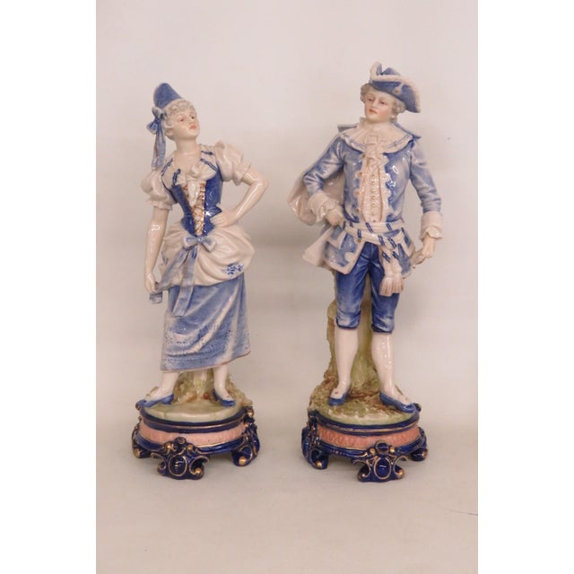 Porcelain Continental Couple Pair of 2 Figurines 18th Century Style Attire 5069b For Sale In Miami - Image 6 of 17